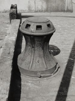 Glasgow, 18 Clydebrae Street, Govan Graving Docks.
General view of hand capstan by no.3 graving dock.
Insc: 'CN' and date.