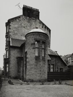 Glasgow, Kingarth Street, Hutchesons Grammer School.
View of janitor's house from West.