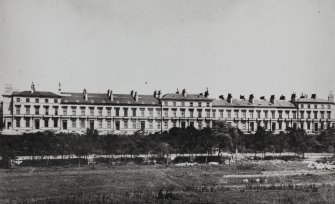 Great Western Road, Kirklee Terrace
Modern copy of historic photograph showing general view
