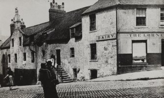 Glasgow, Ladywell Street.
General postcard view.
Insc: 'Thatched Houses, Ladywell Street, Glasgow. Reliable Series'