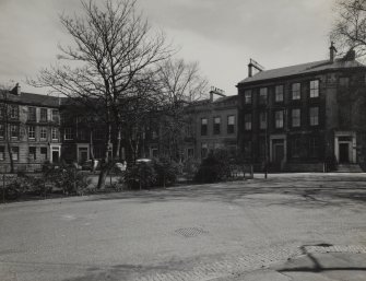 Glasgow, 10-18 Lansdowne Crescent.
General view from West.