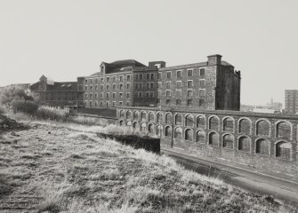 Glasgow, North Spiers Wharf.
General view of Sugar Refinery & Wheatsheaf Mills from North-East.