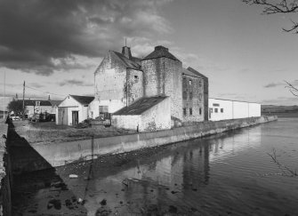 Aberdeenshire, Newburgh, Newburgh Mill
View of mill from south west, showing two kilns at west end of block