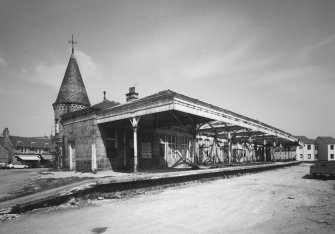 Canopied platform from South-West.