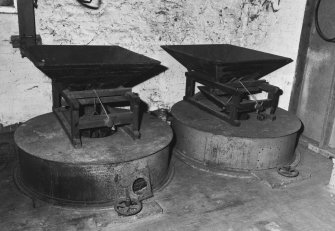 Detail of the two pairs of millstones.