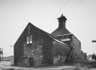 General view of Maltings and Kiln block from SW.