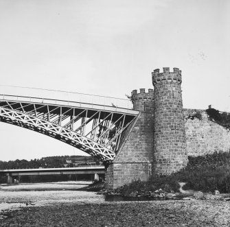 View of S spandral and turret abutment from W.