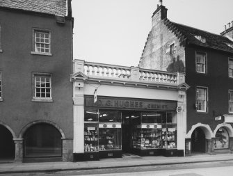 View of shopfrontage from NW.