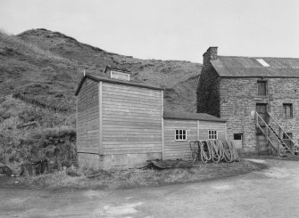 Lybster Harbour, Fish-Smoking Kiln
View from SSE