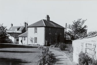 Dunolly - a house belonging to Caledonian Canal:  general view