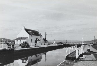 Clachnaharry Sea Basin and Lock Keeper's House