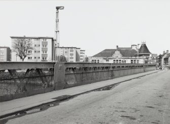 View of parapet from south east end of bridge