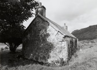 Detail of the Croft houses rounded SE corner with corbelled skew.