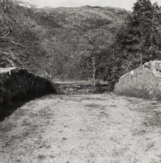 View from SSW of central part of deck and parapet of bridge