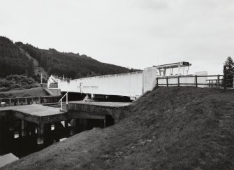 Laggan, Swing Bridge over Caledonian Canal
Oblique view of west side of bridge from south west