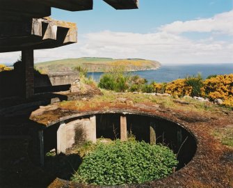 View from S showing gun-pit of S emplacement and part of the canopy.