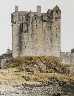 Eilean Donan Castle.
Main tower, view from North.