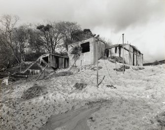 View of World War Two generator house (now cattle shed) from South East
See MS/744/117 and DC33078, item 31