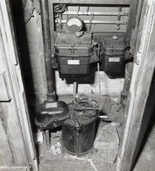 Detail of switchgear in threshing barn (NC 5726 1063)
See MS/744/100/1 & 2, item 2