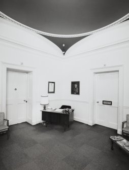 Edinburgh, 15 Boswall Road, Challenger Lodge, interior.
General view of entrance vestibule from South East.