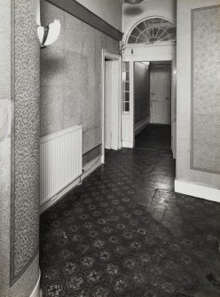 13 Brandon Street, interior.
View of hall from East showing 1830s oilcloth floor covering.