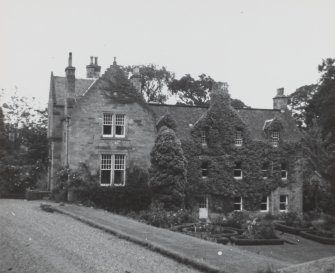 Braehead House
View from South East