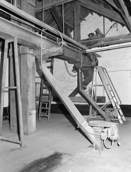 Craigmillar Brewery, maltings, interior
Detail of auger