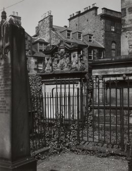 Detail of tomb to Jacobus Moraviensis (James Murray?).