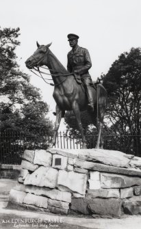 View of equestrial statue of Earl Haig by G Wade - esplanade