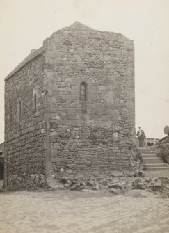 Queen Margaret's Chapel from South West