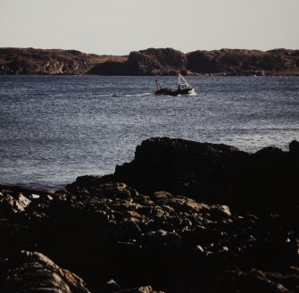 Iona, general.
General view of fishing boat in the Sound of Iona.