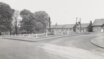 Dalmeny Village
View to North of green showing war memorial.