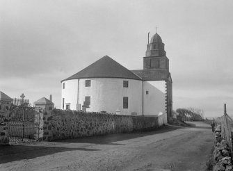 Kilarrow Parish Church, Main Street, Bowmore, Islay.
View from East.
