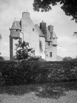 Argyll, Barcaldine Castle.
General view from West.