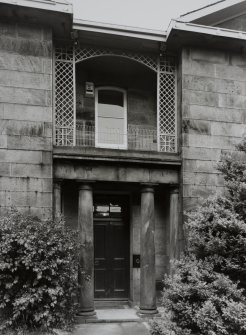 Edinburgh, 22 York Road, Grange House.
Detail of main entrance with balcony.