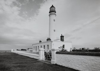 Barns Ness Lighthouse.
Oblique view from S along W side of compound.