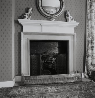Interior.
Detail of fireplace in bedroom 5.