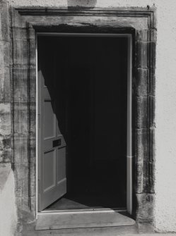 Detail of re-entrant angle doorway.