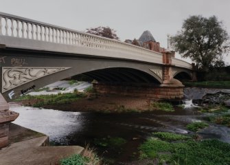 Oblique view of bridge from SW, showing masonry cutwater and conrete construction (dating from 1900)