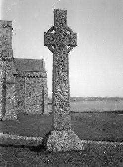 Iona, St Martin's Cross.
View of West face.