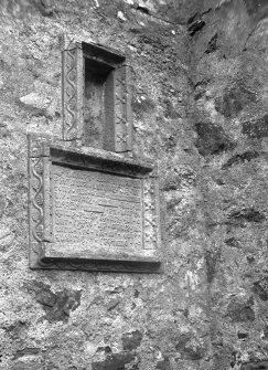 Detail of memorial tablet commeorating Barclay Ogilvy, 1547.