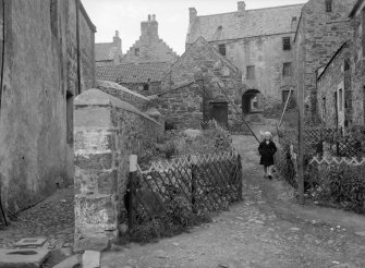 General view of Old Star Inn and Star Inn Close.