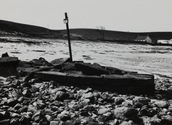 View from SE of head of cross-pier.