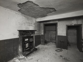 Interior.
View of NW corner room.