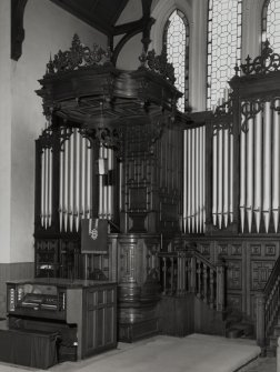 Interior.
View of pulpit.