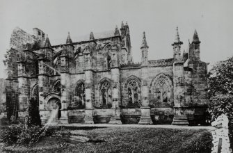 Roslin, Roslin Chapel.
Copy of historic photograph showing view from South East.