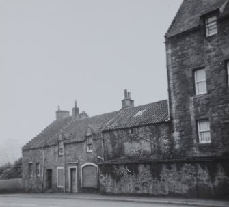 View of nos. 293 and 295 High Street from NE.