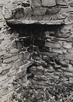 Detail of 'bink' in NE angle of detached byre.