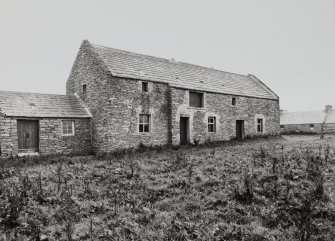 View of threshing barn from SW, note the former kiln on the left of the two-storeyed range