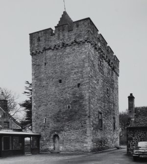 Kames Castle.
General view of tower from South-West.